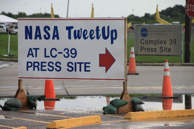 NASA Tweetup sign