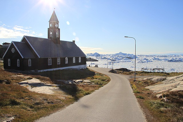 This is one of the most spectucalar roads in Greenland, albeit very short. It leads from city center to the 'beach' and the 'Qajaq Club' house.