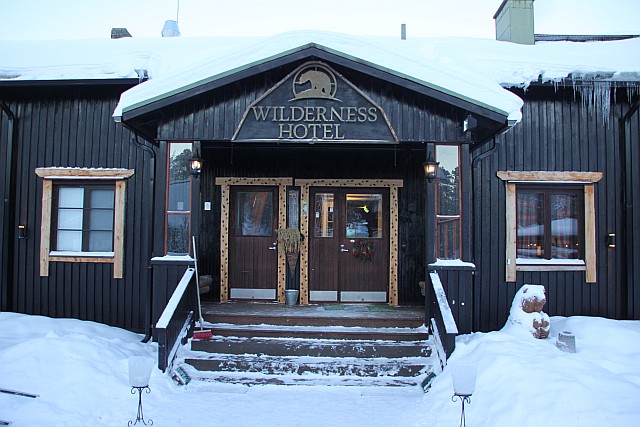 The Wilderness Hotel is located as its name suggests. The hotel offers all comfort and is the local center for Arctic activities. Its staff knows everything you need to know about the Arctic and some of the tour guides are true Aurora experts. The perfect starting point for an Aurora hunt.