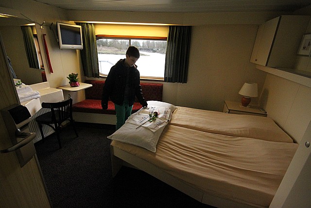 Passenger cabins on the 'Statendam' are comfortable, but do not meet the standards set by modern ocean cruise liners. I would compare them to an average 3-star hotel on shore. This cabin is one of the largest on this vessel.