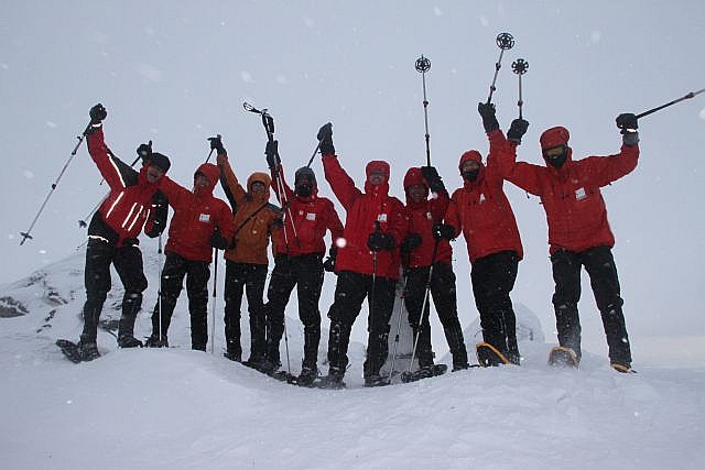 The full expedition team on the summit! Always a cold, but happy moment.