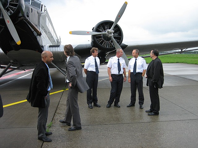 AFter a great 45-minute flight we safely land at Amsterdam airport again. When parked, we have plenty of time to further inspect the plane and chat with the German crew. All of them are great aviation enthusiasts, who spend a lot of their spare time maintaining and flying this historic aircraft.