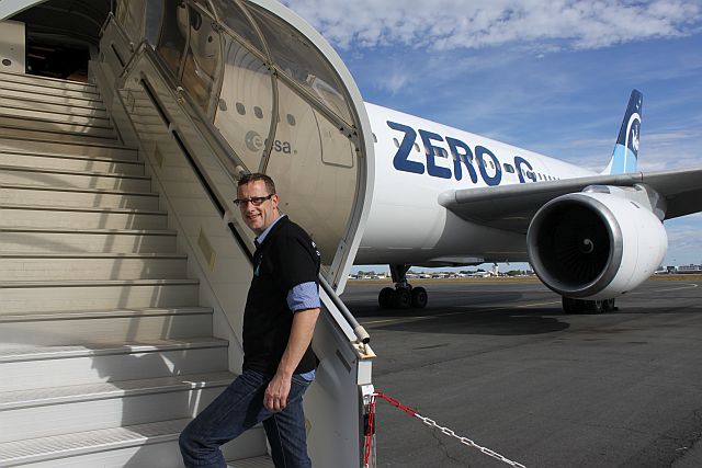 In October I had the extreme privilege to participate in a microgravity research project, where I got to fly on a parabolic flight campaign on the Airbus A300 F-BUAD "Zero-G". This was probably the closest I will ever be to experience what it is like to be an astronaut in space!