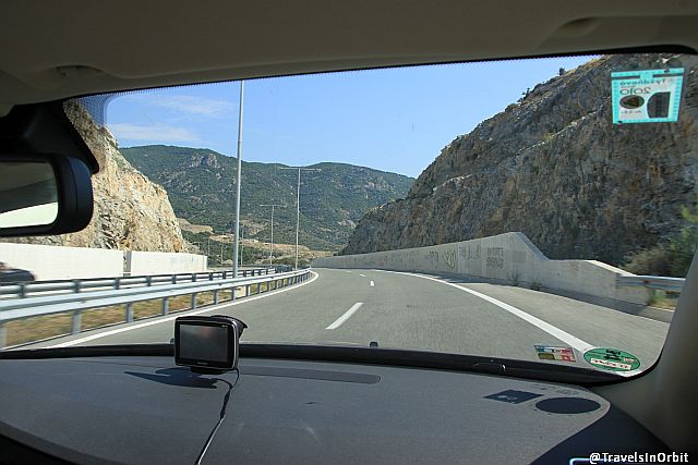 We drive across the Greek mainland, over an EU-paid highway that is hardly being used, as it doesn't connect any major cities... Welcome to the EU!